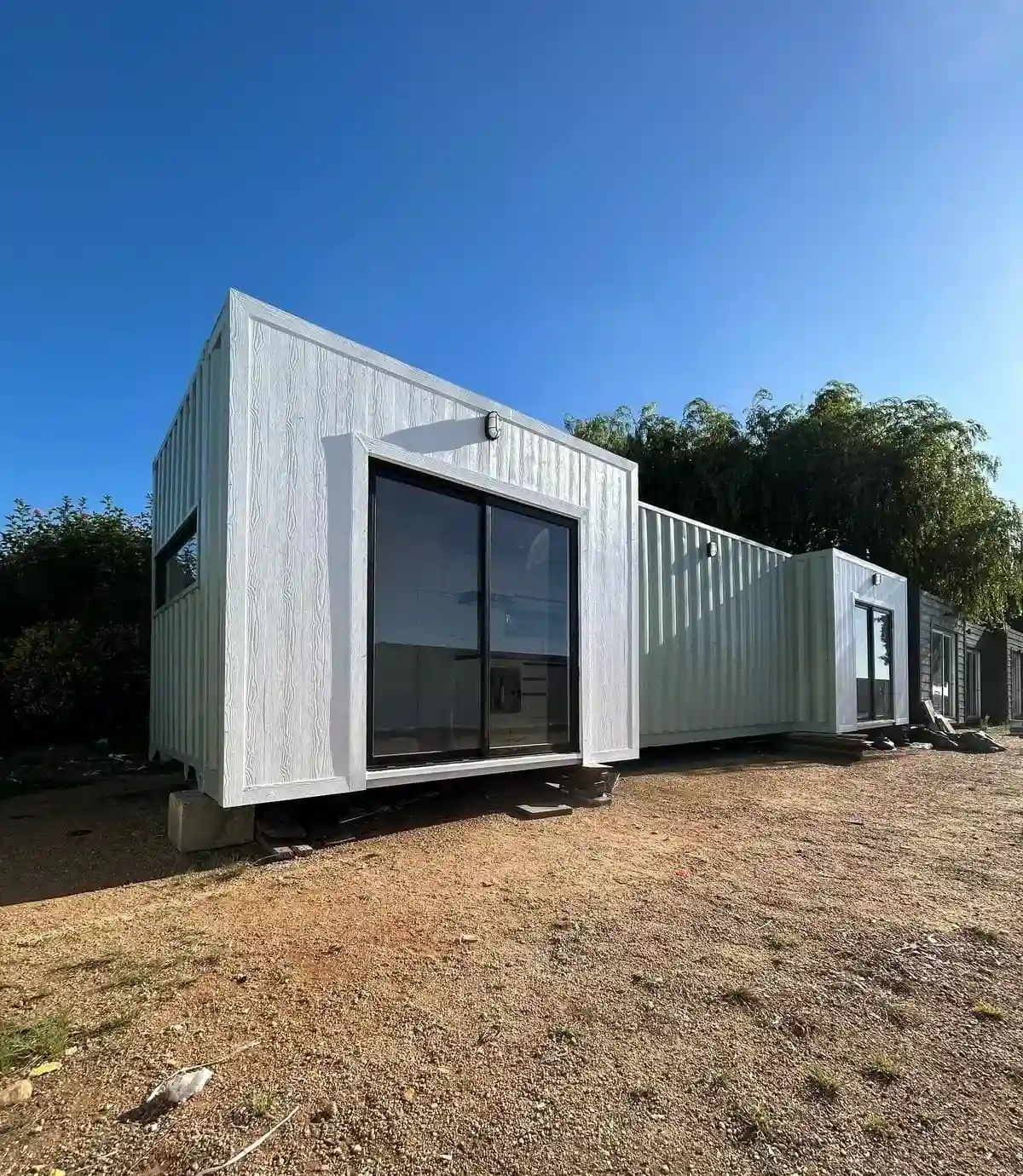 Casa contenedor 30 m² — Minimalista y luminosa