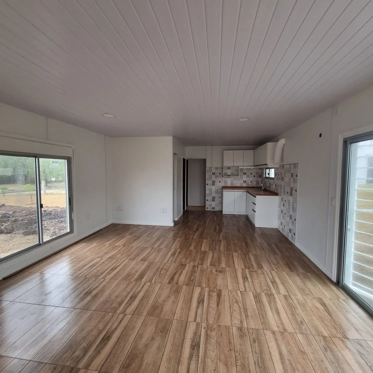 Casa contenedor 60 m² — Living Amplio