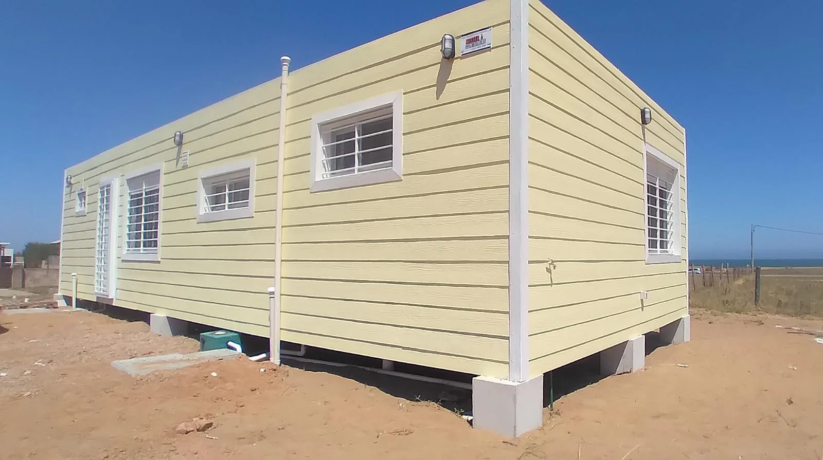 Casa contenedor 60 m² — Costera y cómoda