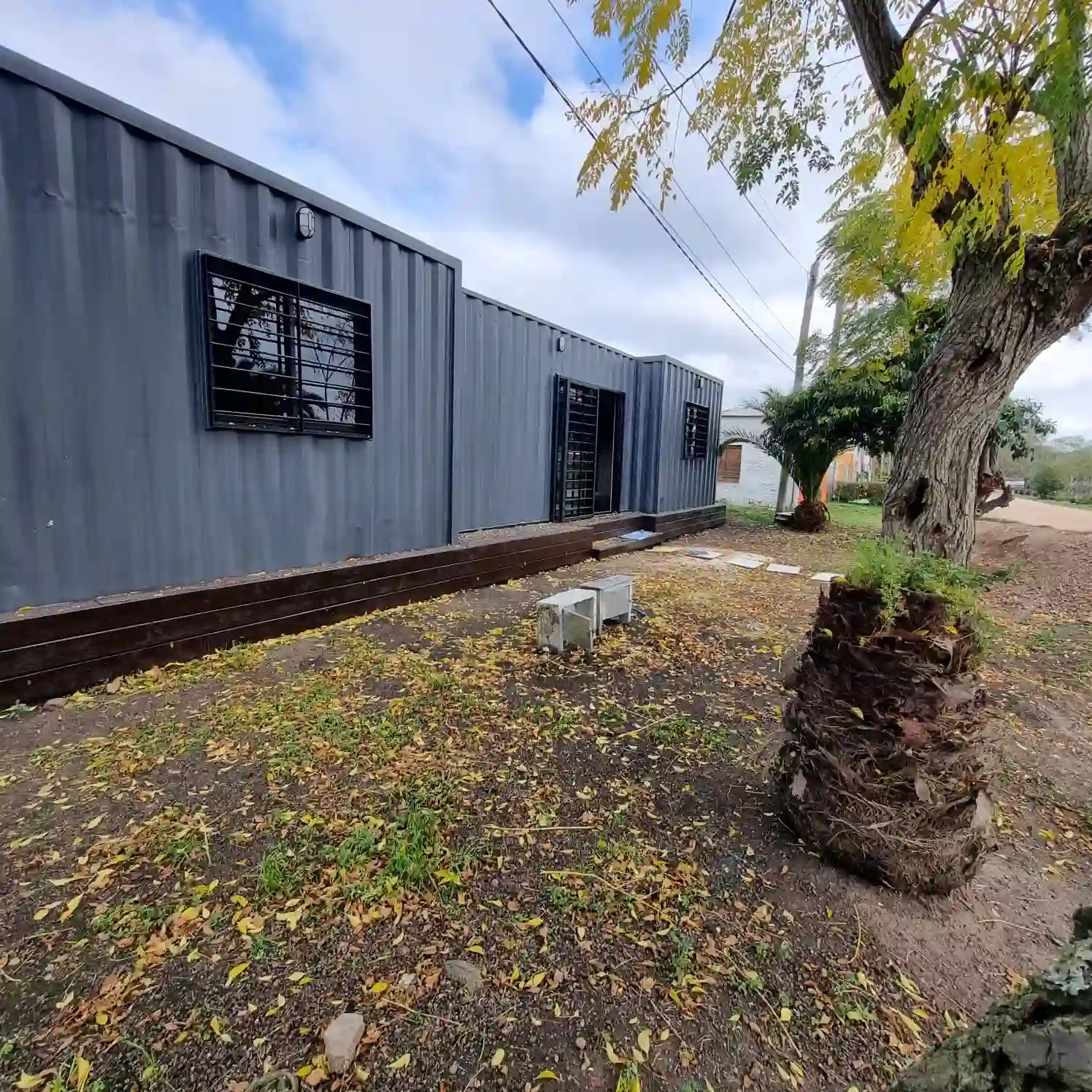 Casa contenedor — 30 m² Rústica moderna
