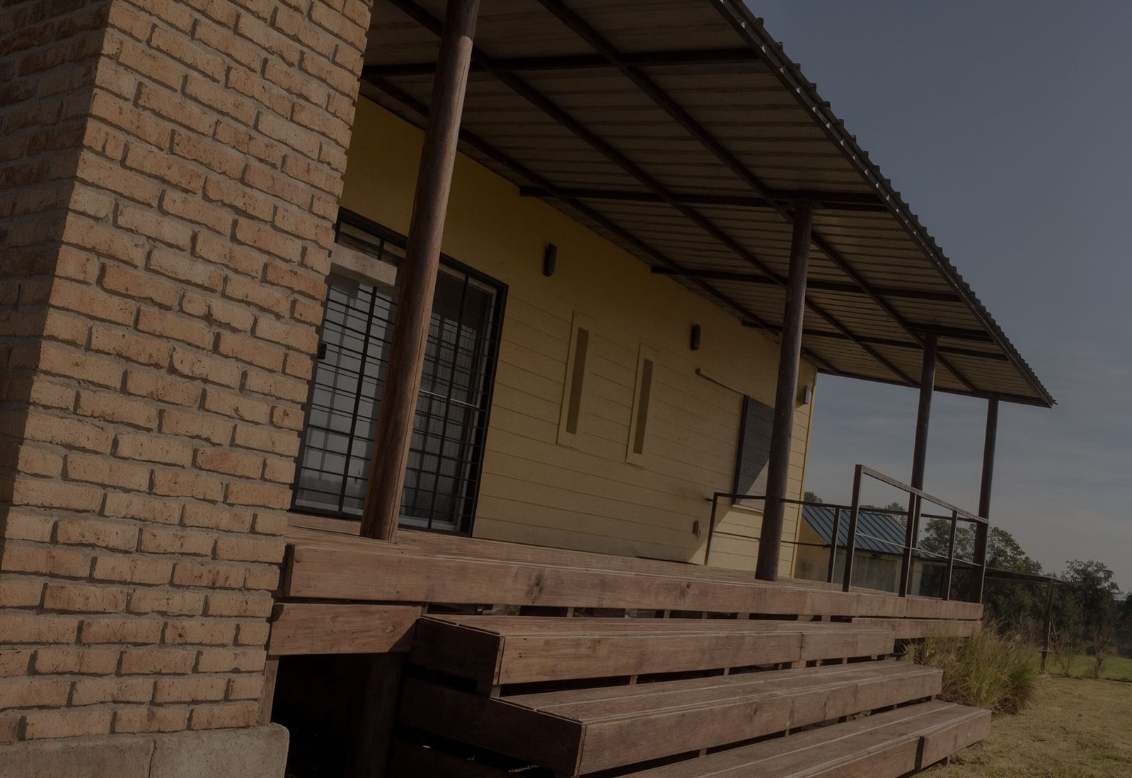 Casa contenedor en Uruguay de Mister Construcciones